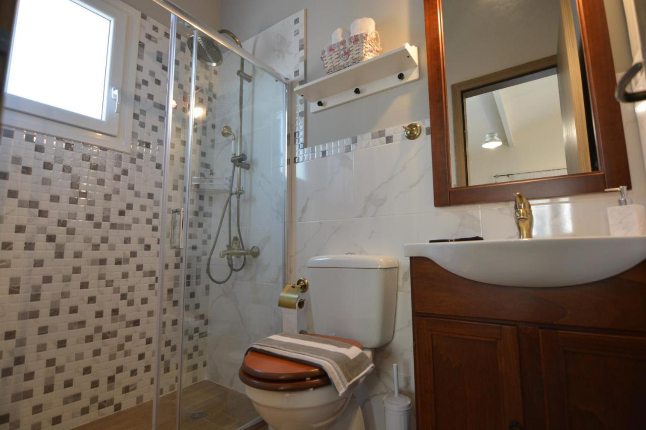 Olympia'S Apartments Артемида Екстериор снимка