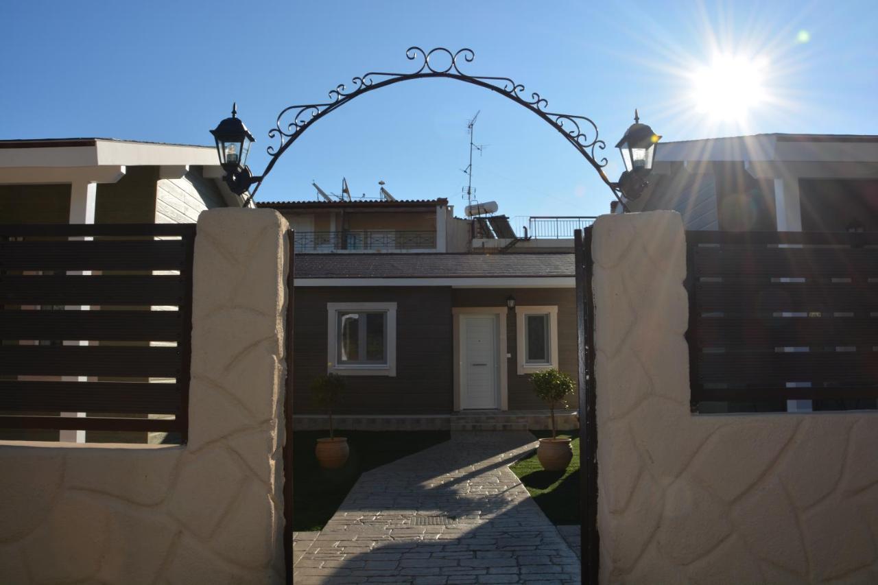 Olympia'S Apartments Артемида Екстериор снимка