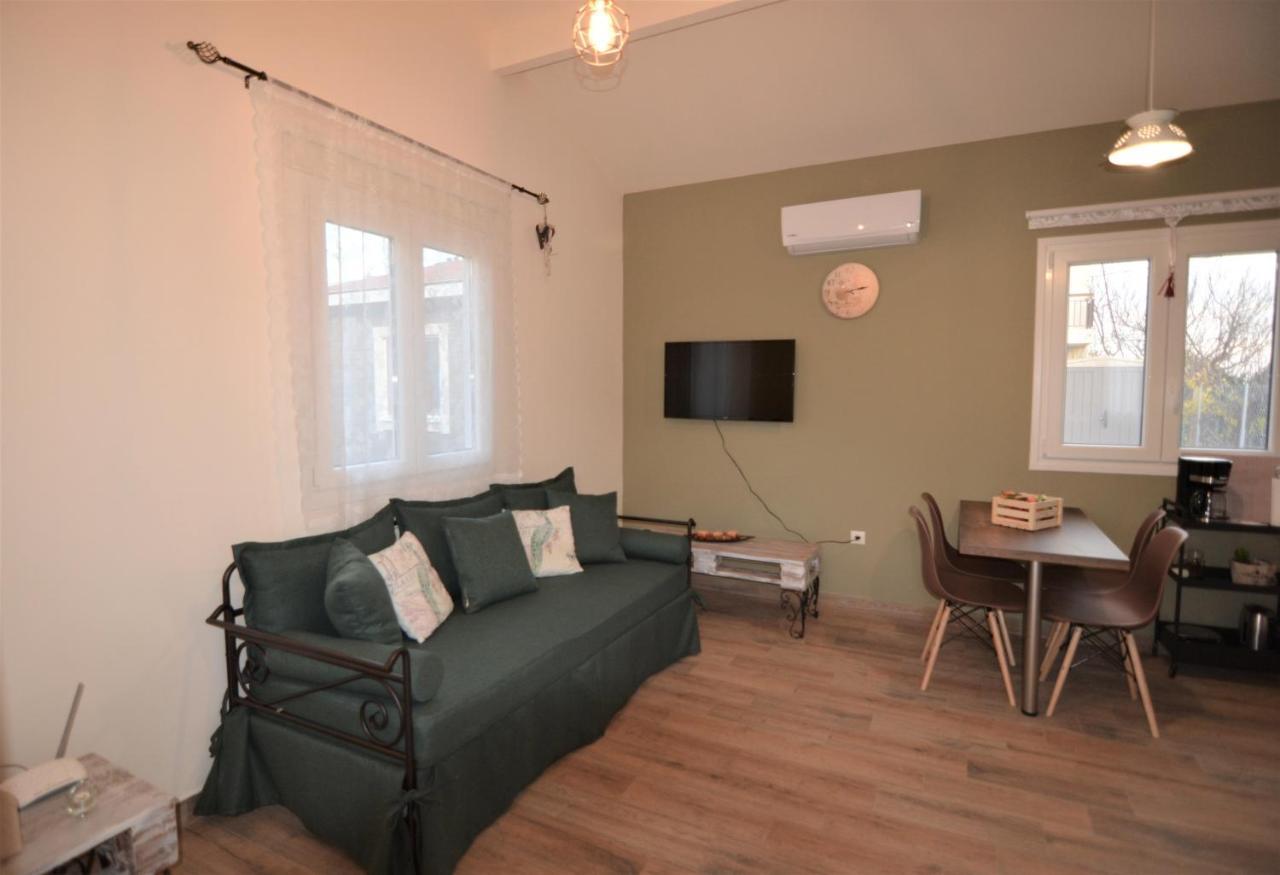 Olympia'S Apartments Артемида Екстериор снимка