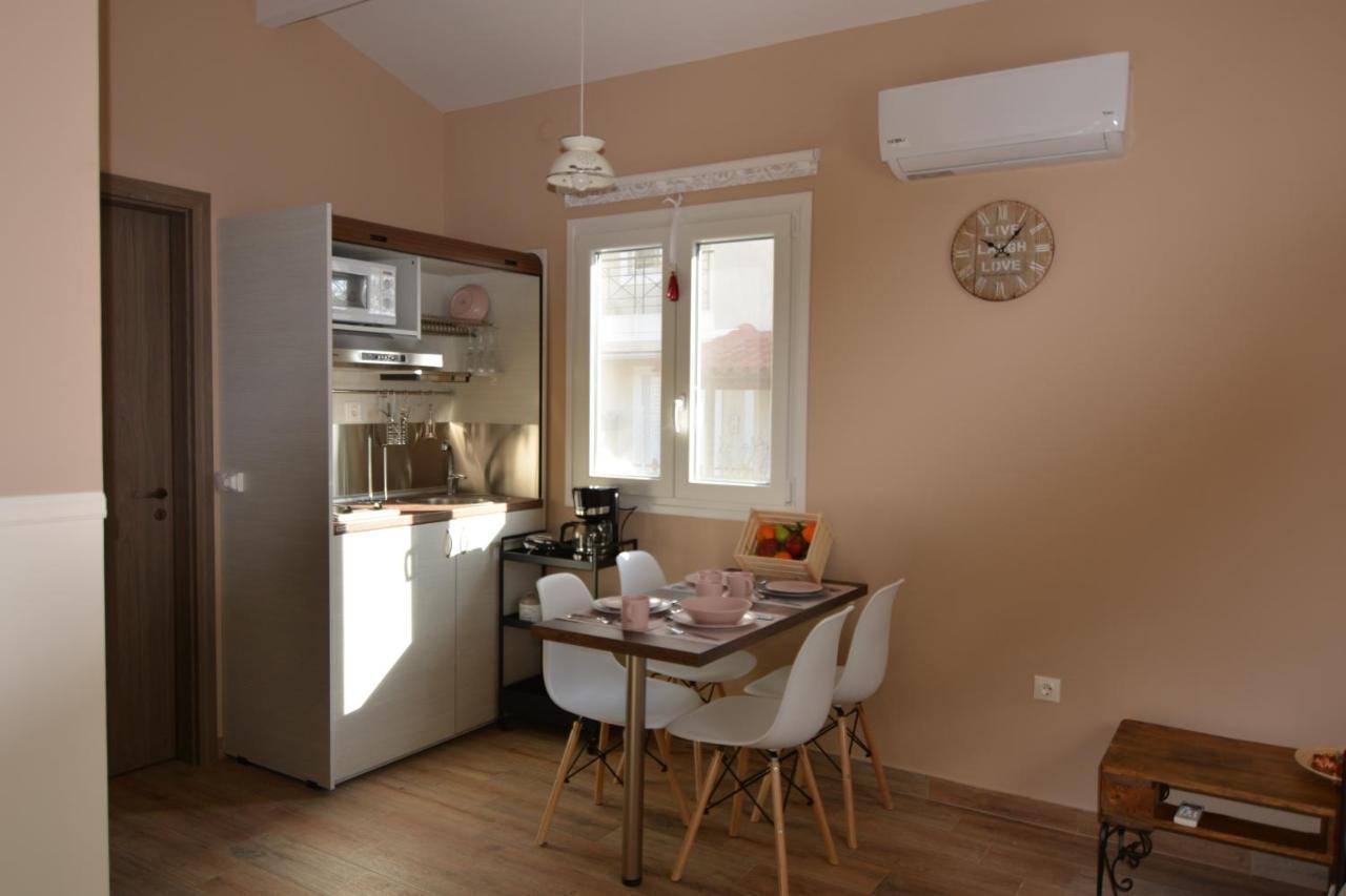 Olympia'S Apartments Артемида Екстериор снимка