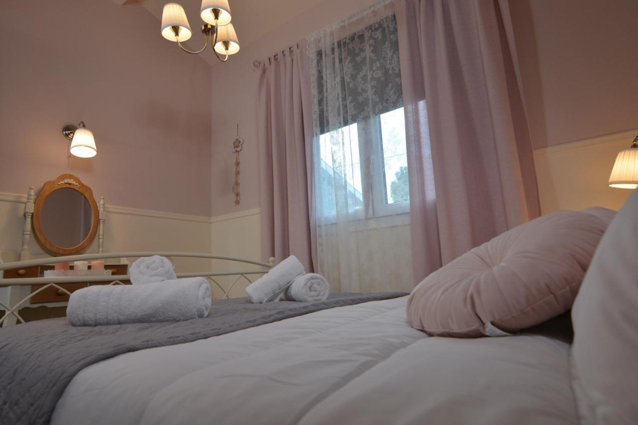 Olympia'S Apartments Артемида Екстериор снимка